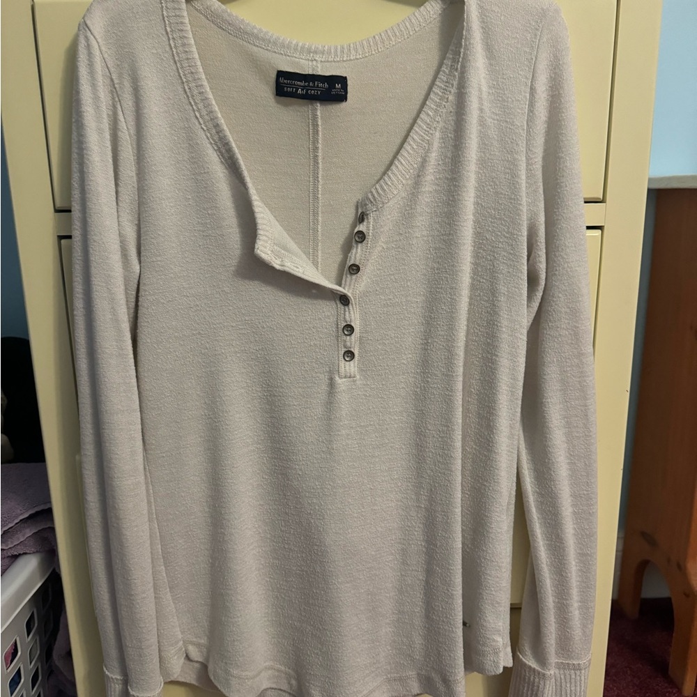 Abercrombie & Fitch Off-White Long Sleeve Henley